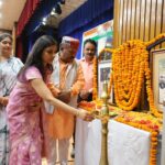 शहीद हमारे प्रेरणास्रोत: जिलाधिकारी