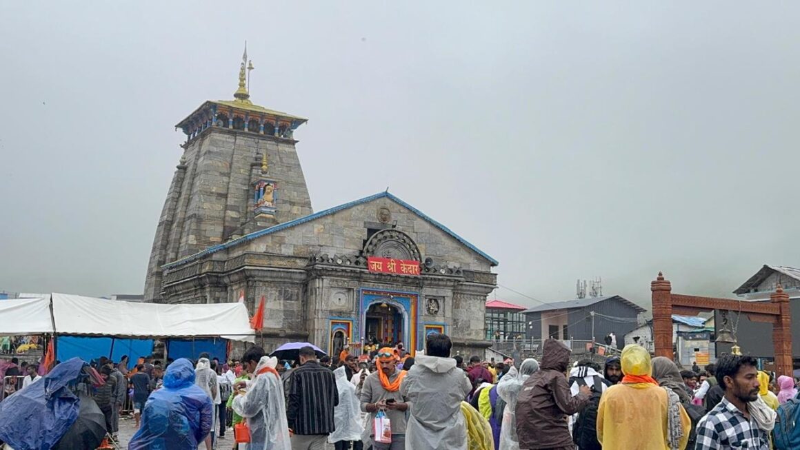 श्री बदरीनाथ – केदारनाथ धाम में निरंतर चल रही यात्रा: हेमंत द्विवेदी