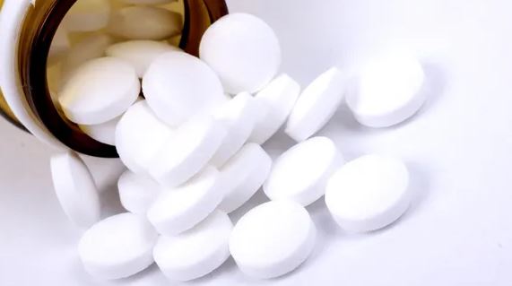 सिर्फ कैल्शियम नहीं, हड्डियों की सेहत के लिए ज़रूरी है विटामिन D3 और K2 का साथ