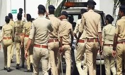 हरिद्वार: सैनी आश्रम को लेकर दो गुटों में टकराव, पुलिस ने मौके पर संभाली स्थिति