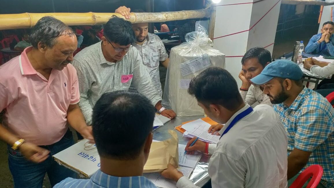 त्रिस्तरीय पंचायत चुनाव का द्वितीय चरण शांतिपूर्ण सम्पन्न