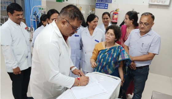 महानिदेशक डॉ. सुनीता टम्टा ने कोरोनेशन अस्पताल देहरादून का औचक निरीक्षण किया, दी कई दिशा-निर्देश