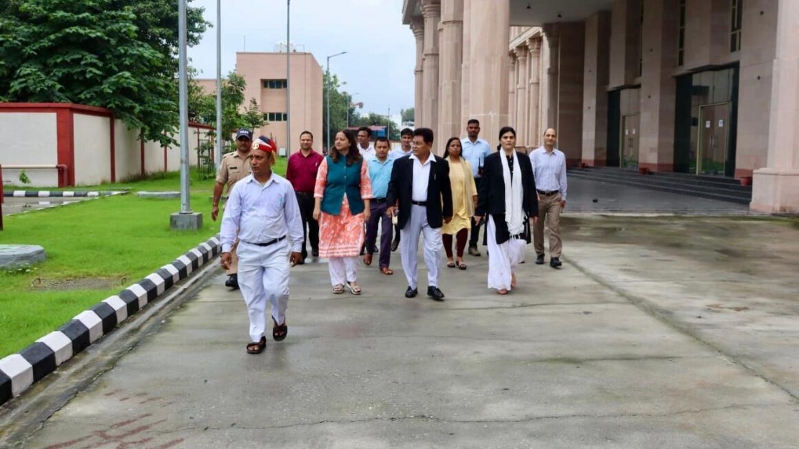 अंतरराष्ट्रीय युवा दिवस पर देहरादून में विधिक सेवा प्राधिकरण द्वारा जागरूकता शिविर आयोजित