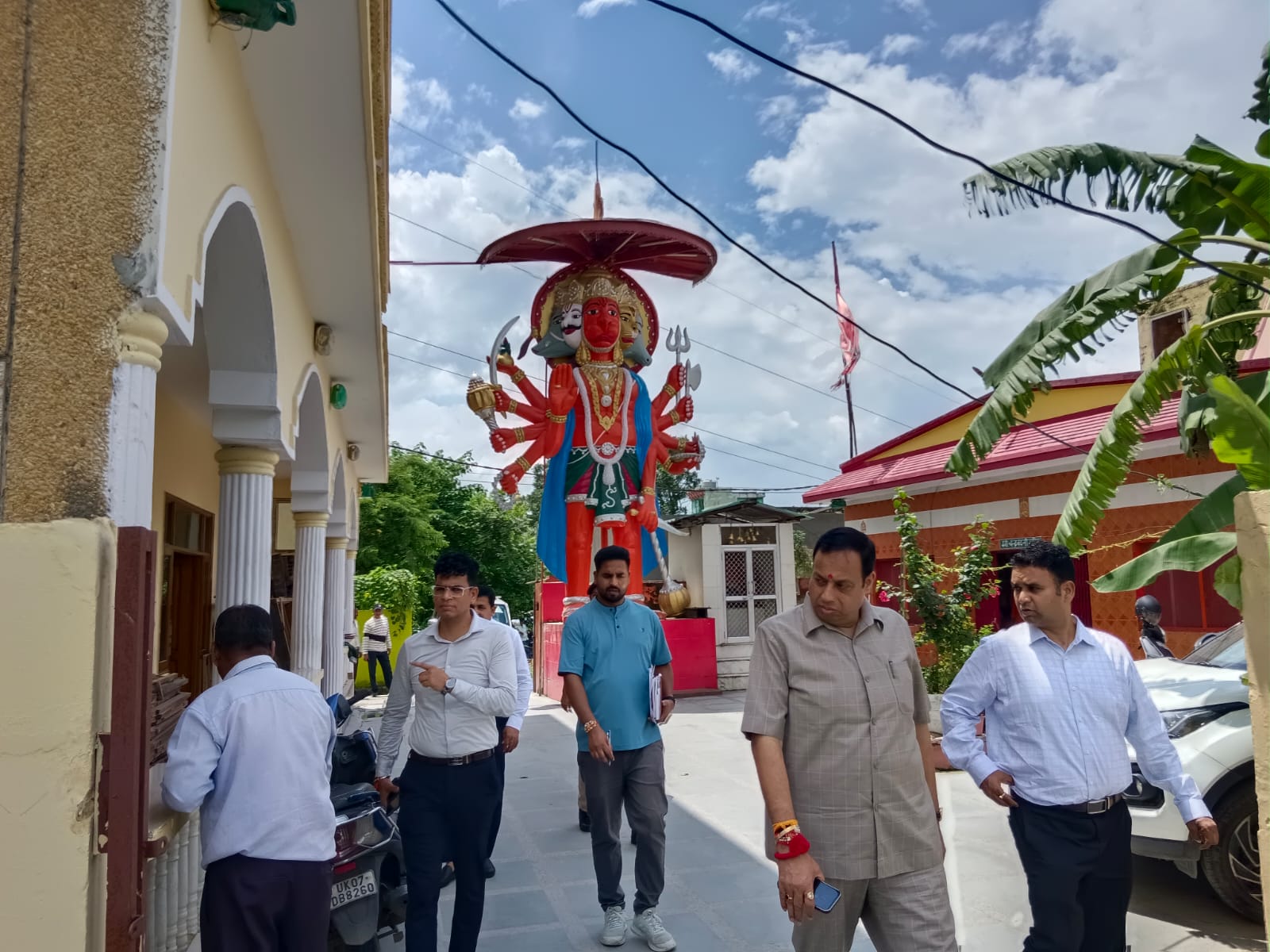 बीकेटीसी अध्यक्ष हेमंत द्विवेदी ने यात्री विश्राम गृह कारगी चौक का  औचक निरीक्षण किया