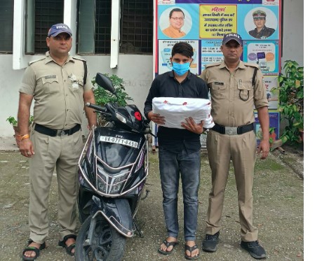 देहरादून में नशा तस्कर गिरफ्तार, 2400 कैप्सूल बरामद