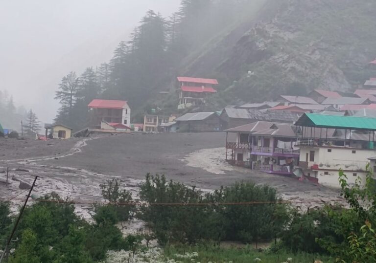 धराली आपदा: रेस्क्यू अभियान जारी, विशेषज्ञ टीम कर रही जांच