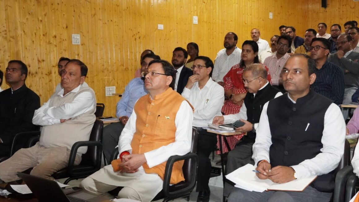 मुख्यमंत्री पुष्कर सिंह धामी ने की शारदा कॉरिडोर परियोजना की समीक्षा, 3300 करोड़ की योजना से बदलेगा टनकपुर का स्वरूप