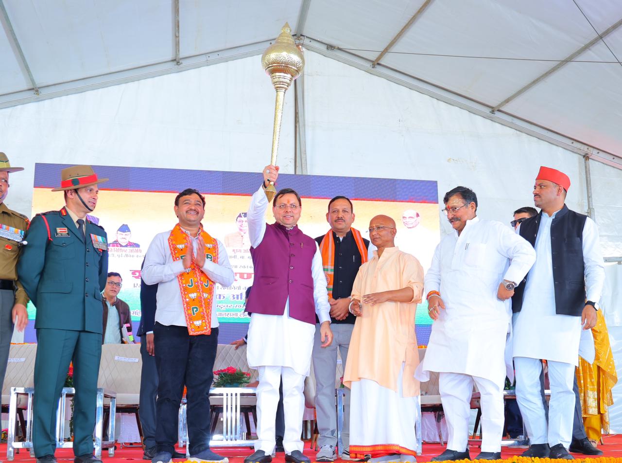 रिखणीखाल की वीर भूमि पर गूँजा देशभक्ति का जयघोष: सीएम धामी ने किया शहीदों को श्रद्धासुमन अर्पित