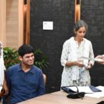 डीएम सविन बंसल की पहल से विधवा का ₹5 लाख ऋण ₹10 हजार में सेटल, मिला ‘नो ड्यूज’ सर्टिफिकेट