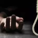 गरुणताल के पास पेड़ से लटका मिला टैक्सी चालक का शव, पुलिस जांच में जुटी