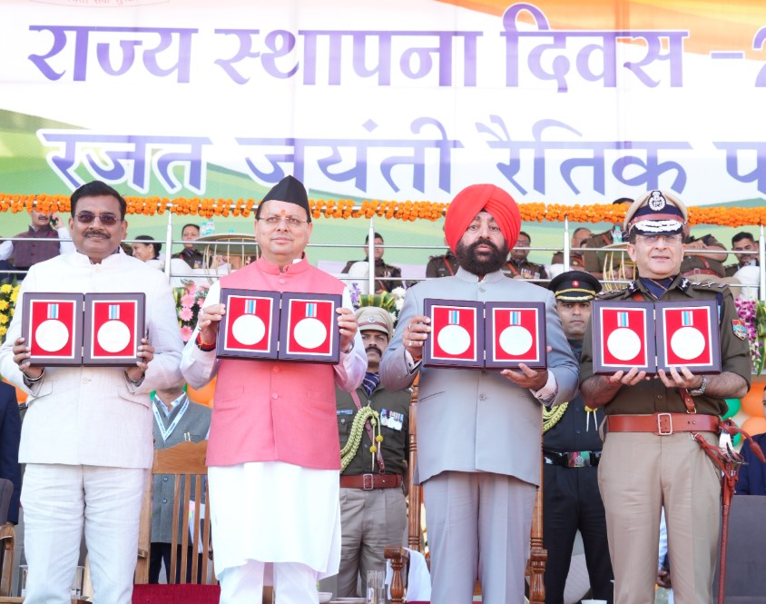 राज्य स्थापना दिवस पर बोले राज्यपाल- 25 साल में उत्तराखंड ने बदली विकास की तस्वीर