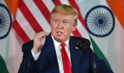 अमेरिका में 43 दिन बाद सरकारी शटडाउन खत्म, राष्ट्रपति ट्रंप ने शटडाउन समाप्ति विधेयक पर लगाई मुहर