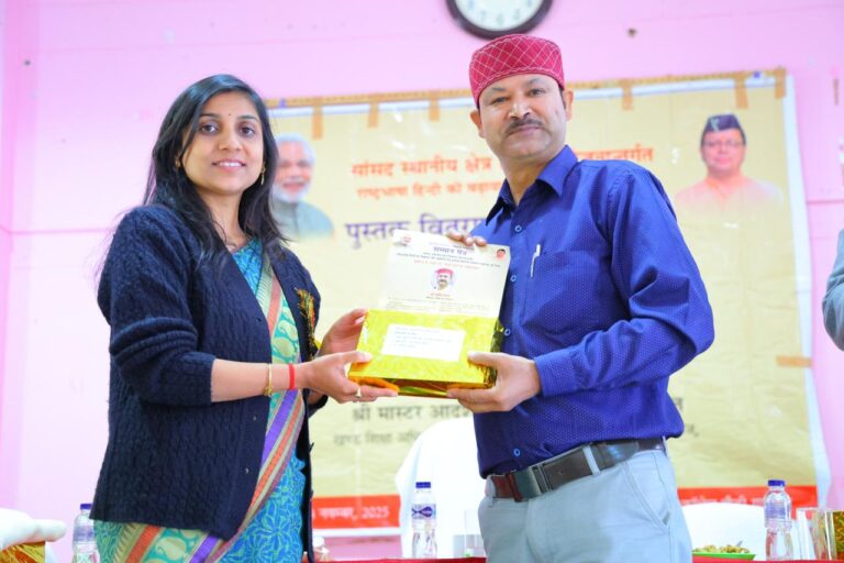 साहित्यिक इच्छाशक्ति और जिला प्रशासन के विज़न से पौड़ी में नयी चेतना