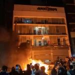 बांग्लादेश में हालात फिर बेकाबू, मीडिया दफ्तरों पर हमले, कई शहरों में आगजनी