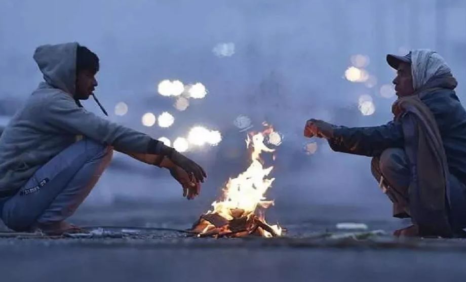 हिमाचल में बर्फबारी, यूपी–उत्तराखंड में कड़ाके की ठंड ने बढ़ाई चिंता