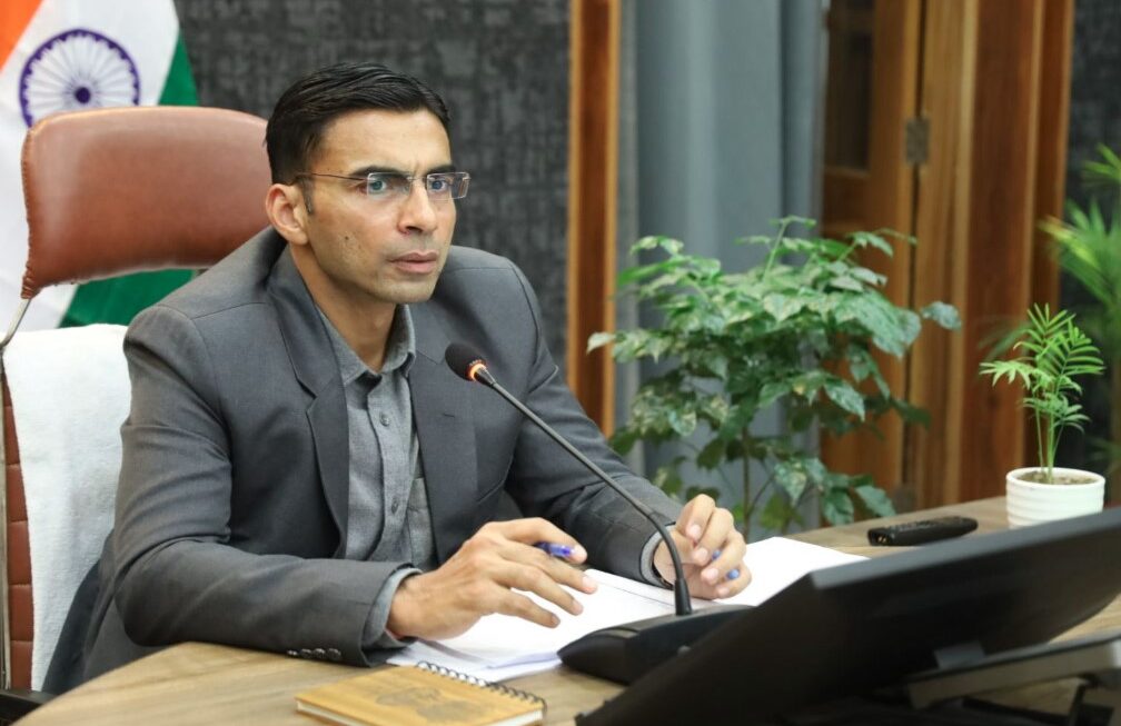 जनसेवाओं का संगम- डीएम की अध्यक्षता में 17 दिसंबर को ग्राम क्वासी में बहुउद्देशीय शिविर का आयोजन