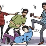 ग्रेटर नोएडा: डिलीवरी कर्मी पर हमला, सड़क पर मारपीट का वीडियो वायरल