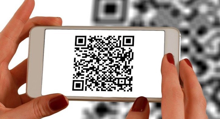 क्यूआर कोड बदलकर ठगी करने वाला युवक जयपुर से गिरफ्तार