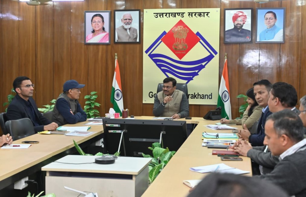 भू अभिलेखों से सम्बन्धित सभी पोर्टल शीघ्र से शीघ्र शुरू किए जाएं- मुख्य सचिव