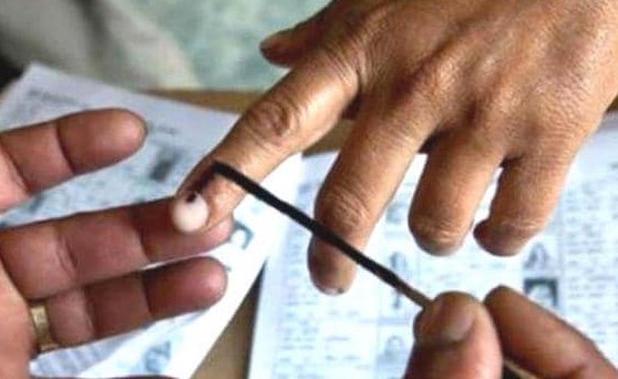 आगरा में मतदाता सूची का बड़ा पुनरीक्षण, 33 लाख से अधिक शिफ्टेड मतदाताओं की दोबारा जांच