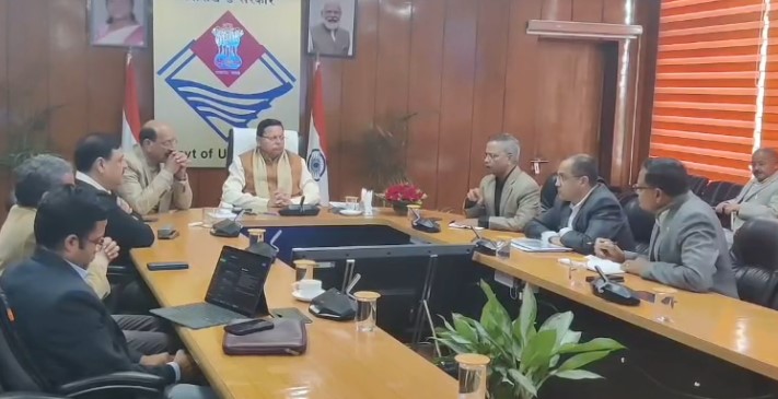 मानव–वन्यजीव संघर्ष पर CM धामी का बड़ा एक्शन, पौड़ी के DFO को हटाए जाने के निर्देश