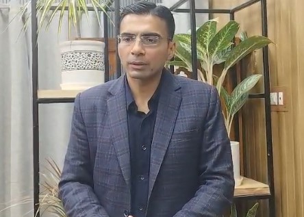 डीएम सविन बंसल ने जनता दरबार में सुनी 170 शिकायतें, कई का स्थल पर ही निस्तारण