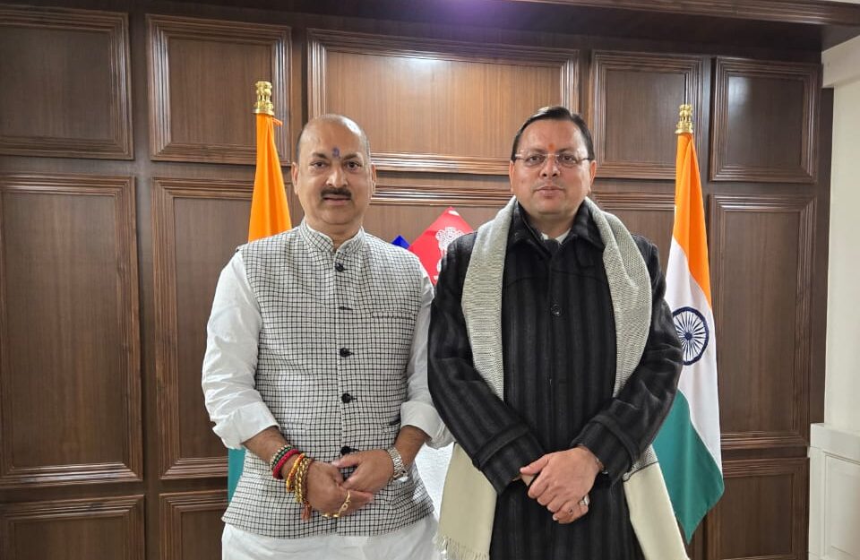 उत्तराखंड में कैबिनेट विस्तार की अटकलें तेज, सीएम धामी से विधायकों की दिल्ली में मुलाकात