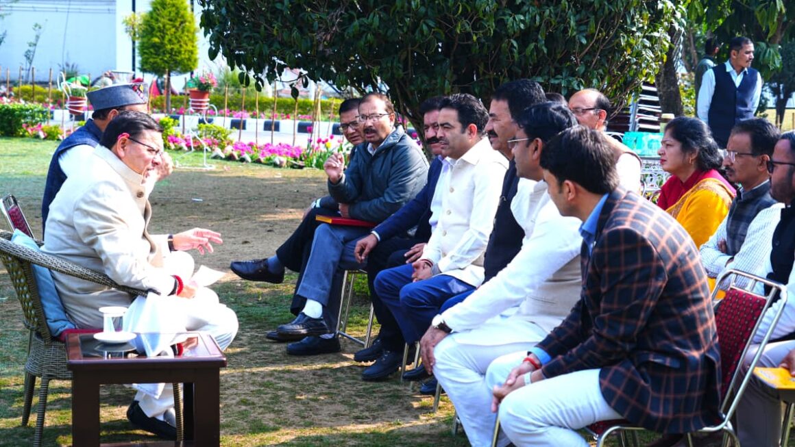 पुष्कर सिंह धामी का बड़ा फैसला: सरकारी दफ्तरों में सुरक्षा के लिए बनेगी एसओपी