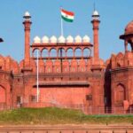 लाल किला के पीछे संदिग्ध कार मिलने से हड़कंप, नकली राष्ट्रीय जांच एजेंसी की आईडी बरामद