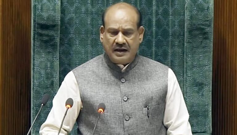 लोकसभा स्पीकर के खिलाफ अविश्वास नोटिस, राहुल गांधी ने नहीं किए हस्ताक्षर