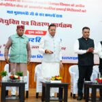 पुष्कर सिंह धामी ने 63 सफाई निरीक्षकों को दिए नियुक्ति पत्र