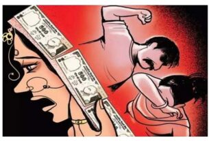 दहेज के लिए विवाहिता की बेरहमी से पिटाई, कान की चोट से सुनाई देना बंद