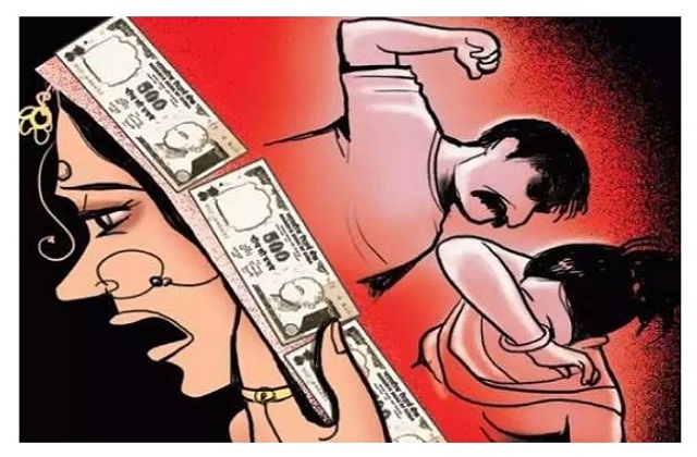 दहेज के लिए विवाहिता की बेरहमी से पिटाई, कान की चोट से सुनाई देना बंद