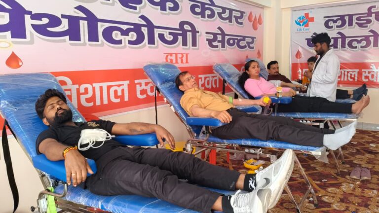 देहरादून में 15वें विशाल स्वैच्छिक रक्तदान शिविर में उमड़ा जनसैलाब, 210 यूनिट रक्त हुआ एकत्र