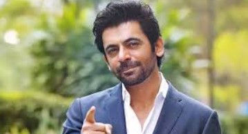 मिमिक्री के बाद अब सादगी से जीता दिल, सुनील ग्रोवर का नया वीडियो चर्चा में