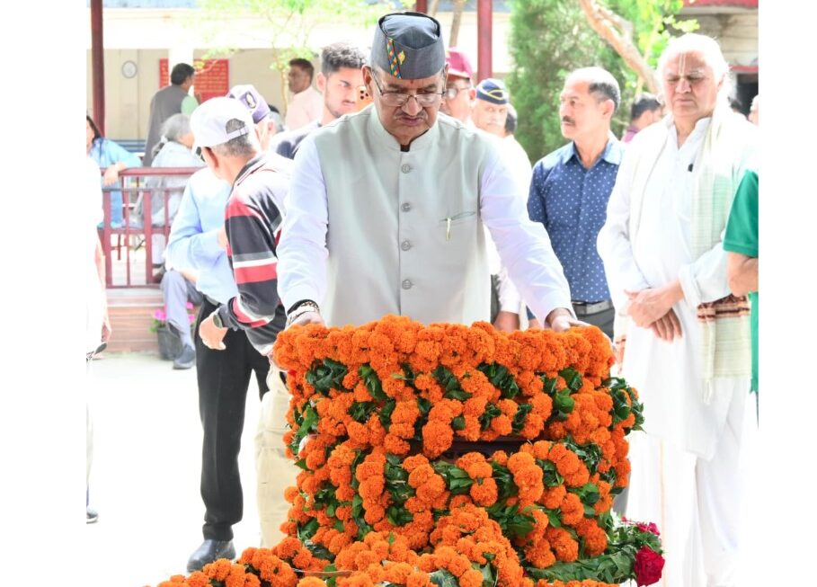 सैनिक कल्याण मंत्री गणेश जोशी ने सेवानिवृत्त ब्रिगेडियर मुकेश जोशी को दी श्रद्धांजलि