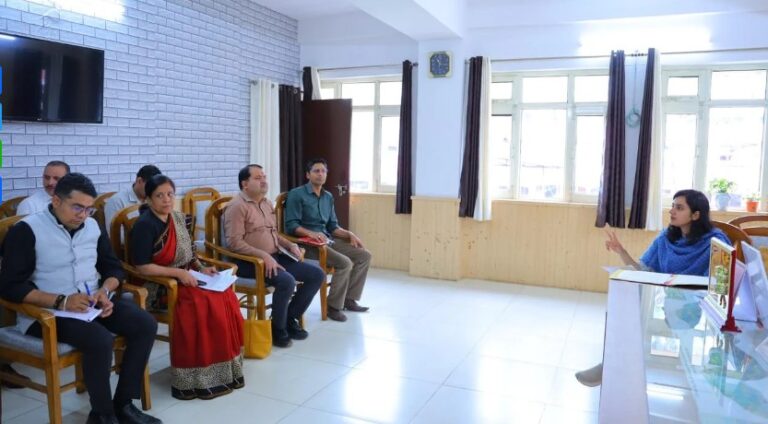 NEET UG 2026 को लेकर पौड़ी प्रशासन अलर्ट, तैयारियों की समीक्षा