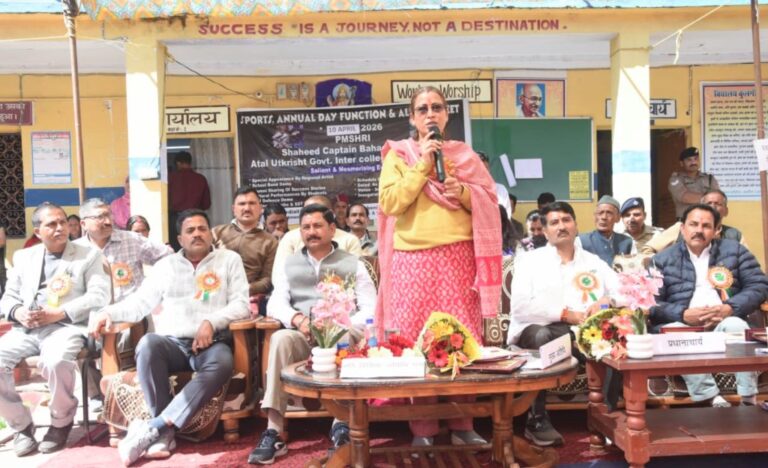 शिक्षा सभी के लिए जरूरी है, लेकिन बेटियों की शिक्षा पर विशेष ध्यान देना चाहिए- रेखा आर्या