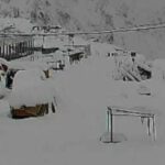 केदारनाथ में अप्रैल की बर्फबारी से यात्रा तैयारियां प्रभावित, मार्ग फिर हुए बंद