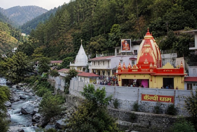 कैंची धाम मेले के लिए प्रशासन अलर्ट, हल्द्वानी से बनेगा विशेष ग्रीन कॉरिडोर