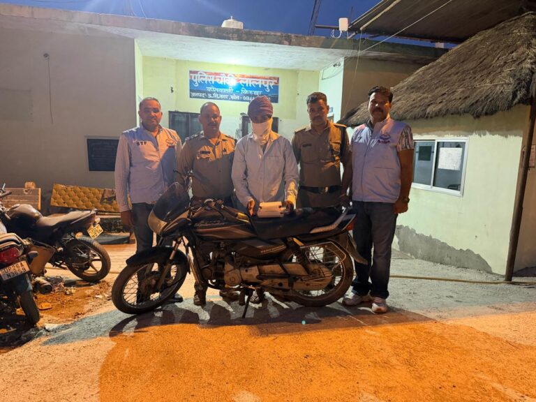 किच्छा में STF की बड़ी कार्रवाई, 15.70 लाख की हेरोइन के साथ तस्कर गिरफ्तार